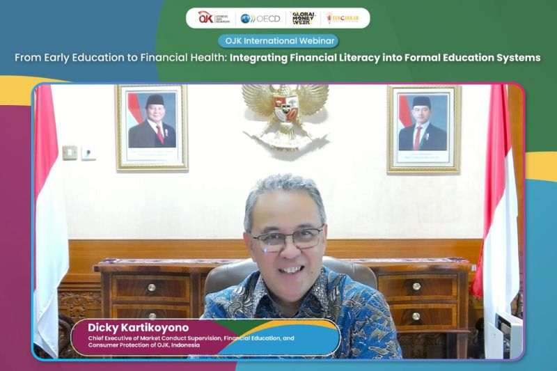 OJK Menyatakan Pendidikan Formal Kunci Peningkatan Kapasitas Keuangan