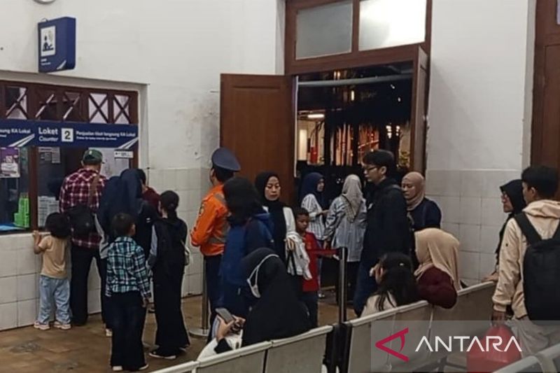 PT KAI Hentikan Sementara KA Siliwangi Karena Masalah Gogosan